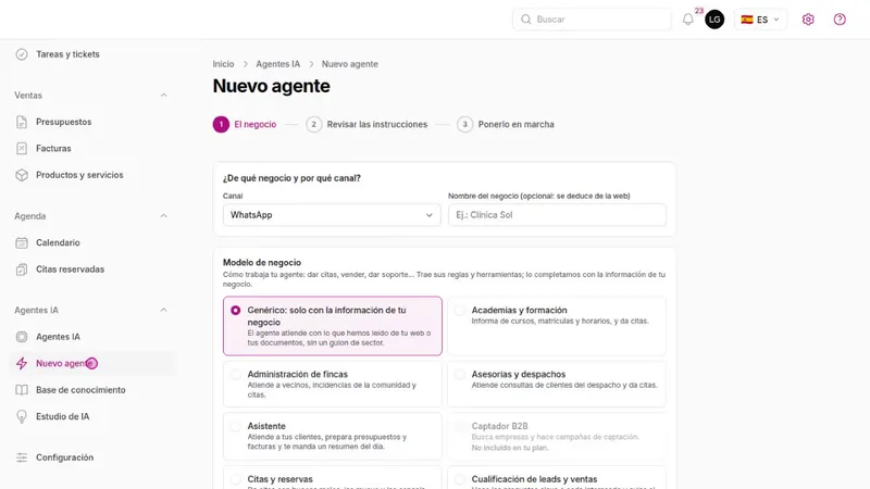 Paso «El negocio» del asistente «Nuevo agente»: canal WhatsApp, nombre del negocio y lista de modelos de negocio.