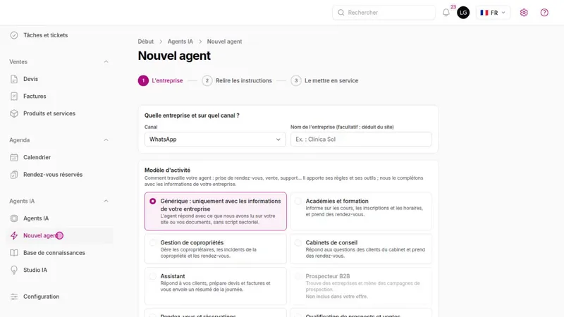 Étape « L'entreprise » de l'assistant « Nouvel agent » : canal WhatsApp, nom de l'entreprise et liste des modèles d'activité.