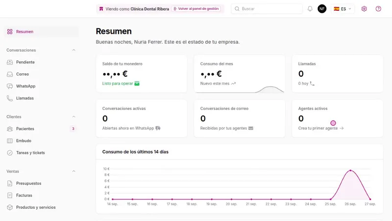 Resumen del panel de un cliente visto desde la cuenta del distribuidor, con el aviso «Viendo como» y el botón «Volver al panel de gestión».